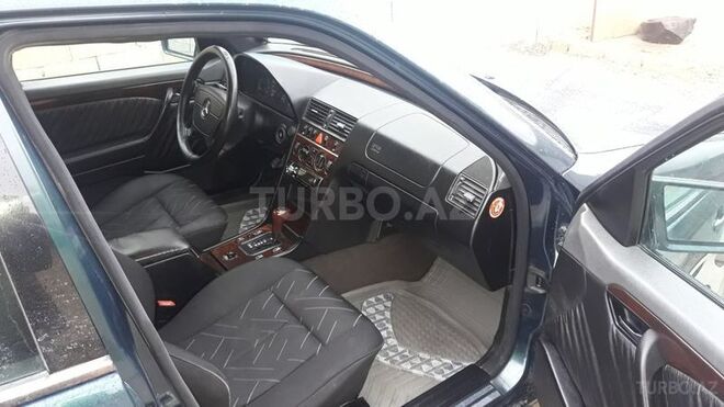 Mercedes C 280 1996, 270,000 km - 2.8 l - Şamaxı