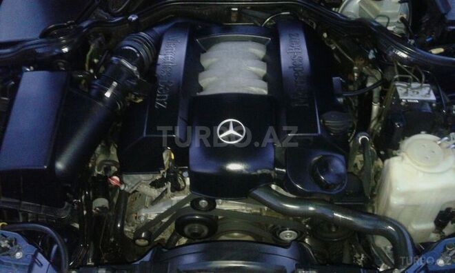 Mercedes E 280 2001, 225,000 km - 2.8 l - Mingəçevir