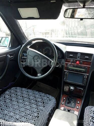 Mercedes C 200 1998, 180,000 km - 2.0 l - Bakı