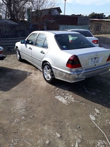 Mercedes C 200 1998, 180,000 km - 2.0 l - Bakı