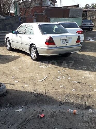 Mercedes C 200 1998, 180,000 km - 2.0 l - Bakı
