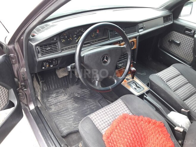 Mercedes 190 1991, 240,000 km - 2.0 l - Bakı