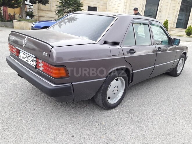 Mercedes 190 1991, 240,000 km - 2.0 l - Bakı