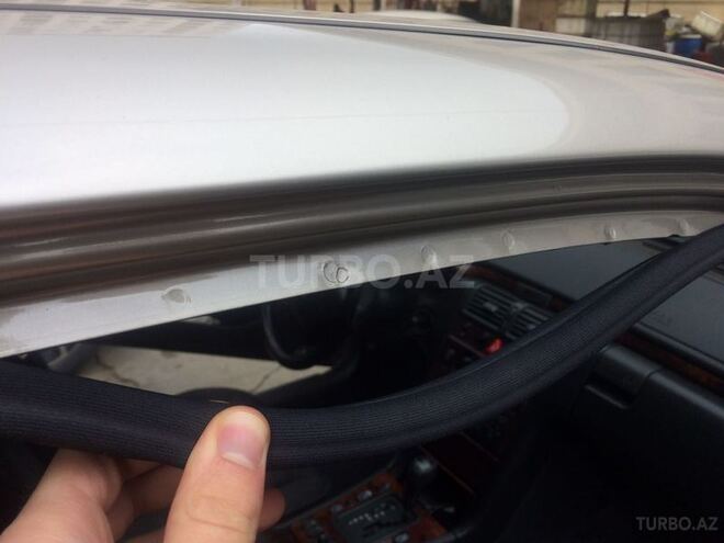 Mercedes E 240 1998, 178,000 km - 2.4 l - Bakı