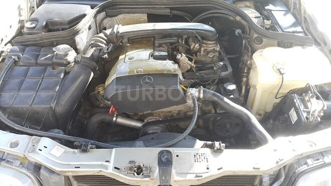 Mercedes C 230 1997, 194,000 km - 2.3 l - Bakı