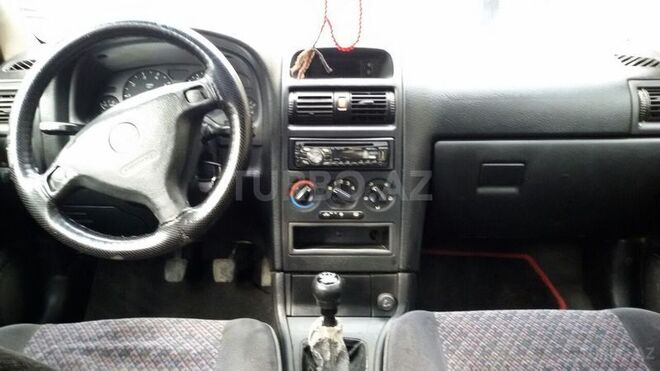 Opel Astra 2000, 402,529 km - 1.6 l - Bakı