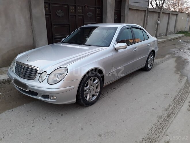 Mercedes E 220 2002, 363,425 km - 2.2 l - Bakı