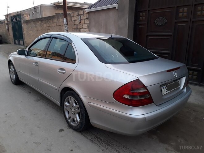 Mercedes E 220 2002, 363,425 km - 2.2 l - Bakı