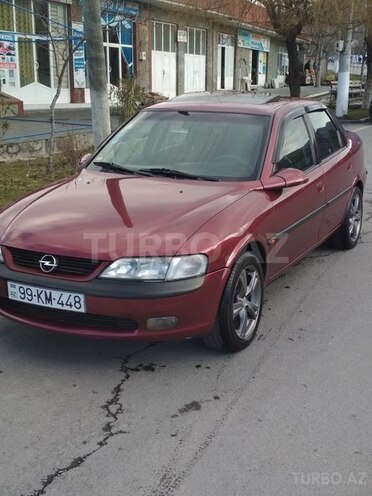 Opel Vectra 1996, 250,000 km - 1.8 л - Qax