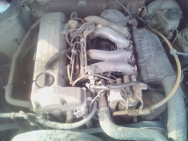 Mercedes 190 1989, 35,248 km - 2.0 л - Şirvan