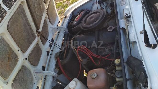LADA (VAZ) 2106 1984, 370,000 km - 1.3 l - Sabirabad