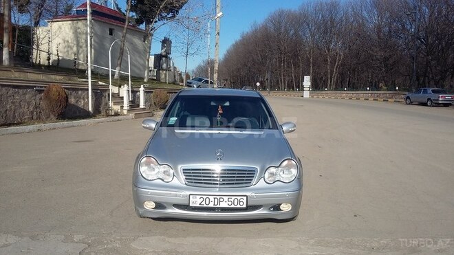 Mercedes C 200 2000, 217,000 km - 2.0 l - Tovuz