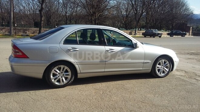 Mercedes C 200 2000, 217,000 km - 2.0 l - Tovuz