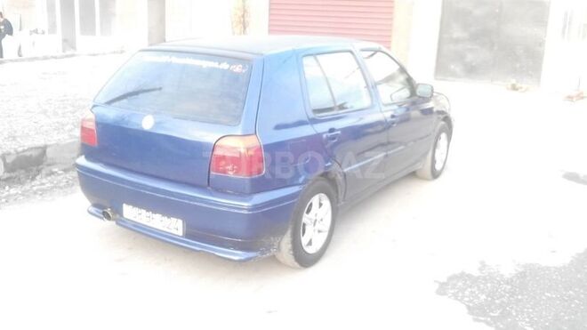 Volkswagen Golf 1993, 25,000 km - 1.6 l - Zaqatala