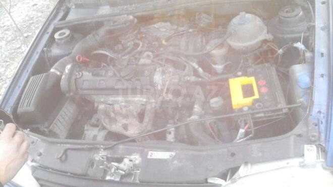 Volkswagen Golf 1993, 25,000 km - 1.6 l - Zaqatala