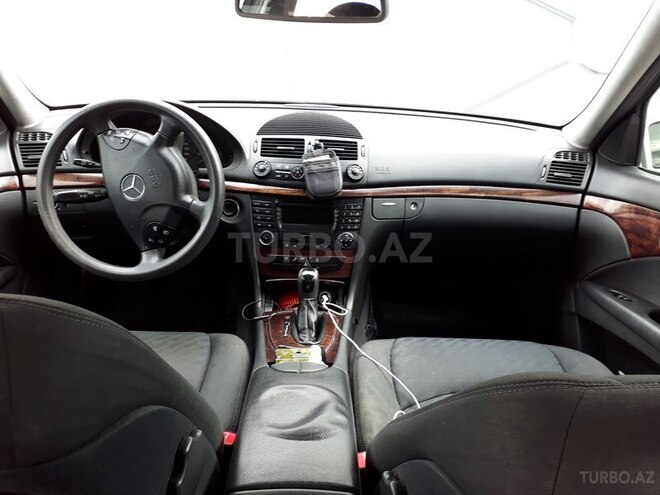 Mercedes E 220 2002, 363,455 km - 2.2 l - Bakı