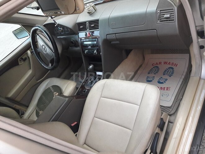 Mercedes C 230 1996, 181,000 km - 2.3 l - Bakı