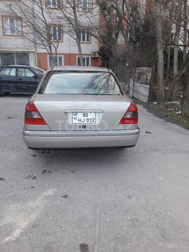 Mercedes C 230 1996, 181,000 km - 2.3 l - Bakı