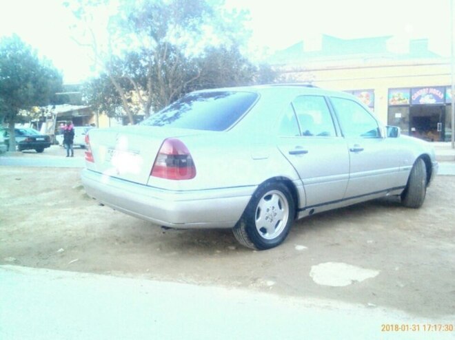 Mercedes C 180 1995, 264,500 km - 1.8 l - Bakı