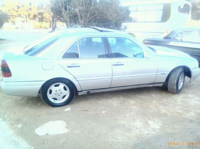Mercedes C 180 1995, 264,500 km - 1.8 l - Bakı
