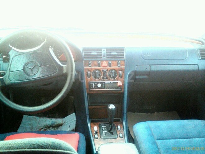 Mercedes C 180 1995, 264,500 km - 1.8 l - Bakı
