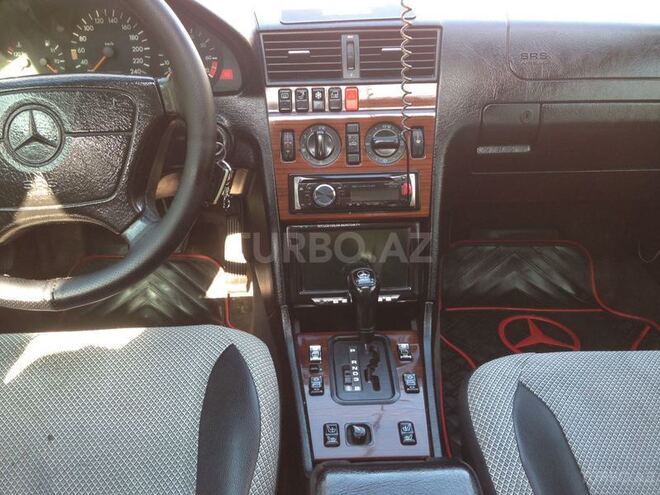 Mercedes C 200 1995, 250,000 km - 2.0 l - Bakı