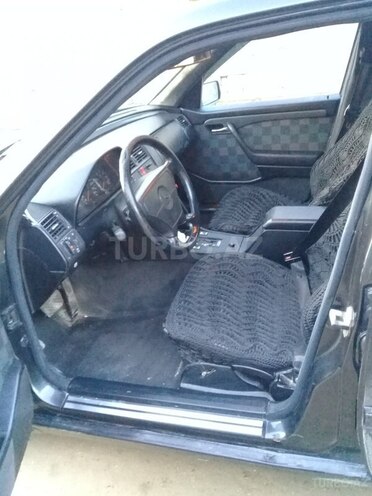 Mercedes C 220 1993, 366,330 km - 2.2 л - Bakı