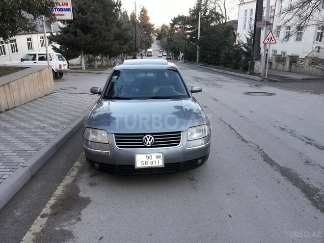 Volkswagen Passat 2001, 169,000 km - 1.8 l - Şamaxı