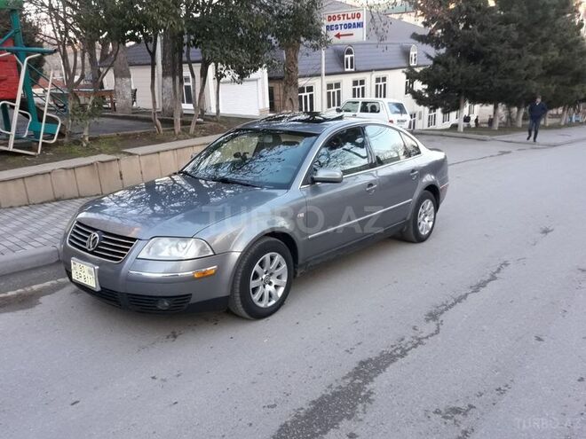 Volkswagen Passat 2001, 169,000 km - 1.8 l - Şamaxı