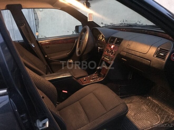 Mercedes C 180 1998, 261,000 km - 1.8 l - Bakı