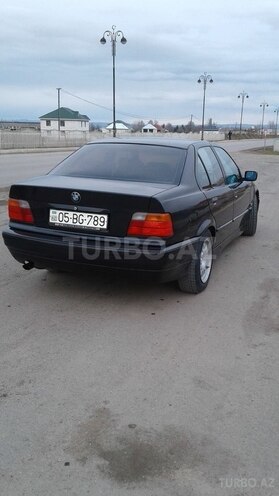 BMW 320 1993, 125,580 km - 2.0 л - Ağstafa