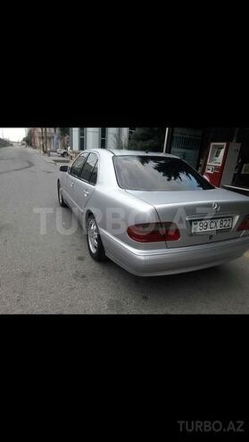 Mercedes E 220 1998, 489,000 km - 2.2 л - Bakı