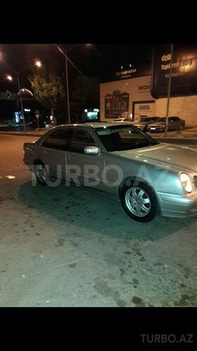 Mercedes E 220 1998, 489,000 km - 2.2 л - Bakı