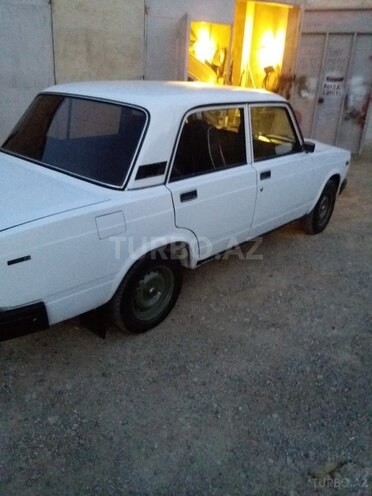 LADA (VAZ) 2107 2004, 97,000 km - 8.0 л - Bakı