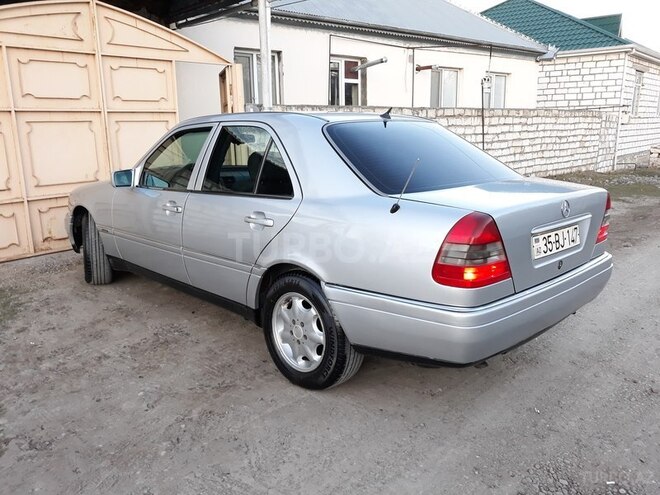 Mercedes A 180 1995, 48,000 km - 1.8 l - Qazax