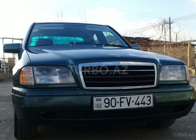 Mercedes C 180 1995, 300,000 km - 1.8 л - Sabirabad