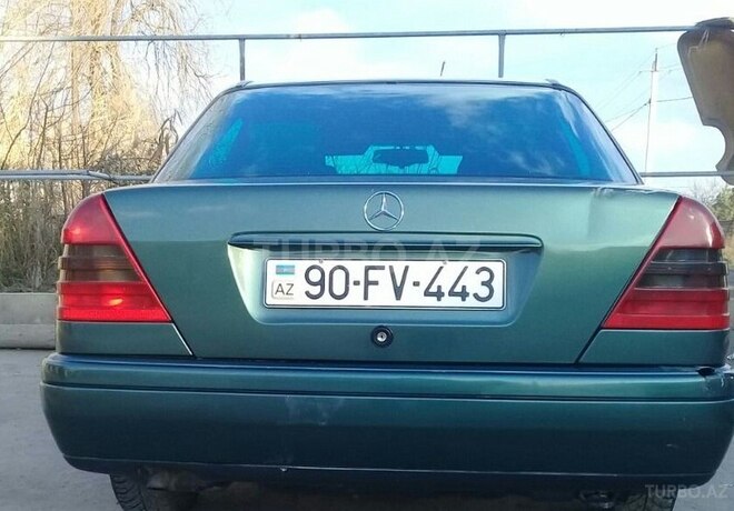 Mercedes C 180 1995, 300,000 km - 1.8 л - Sabirabad