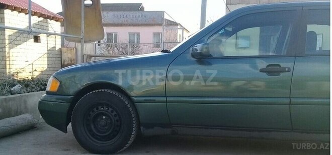 Mercedes C 180 1995, 300,000 km - 1.8 л - Sabirabad