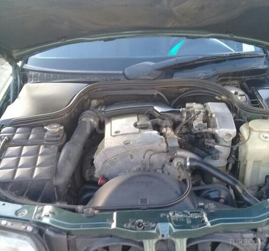 Mercedes C 180 1995, 300,000 km - 1.8 л - Sabirabad