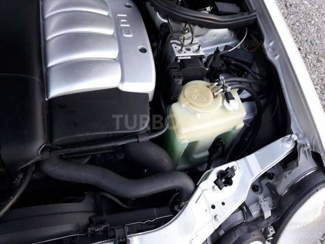 Mercedes E 270 1999, 247,500 km - 2.7 л - Bakı