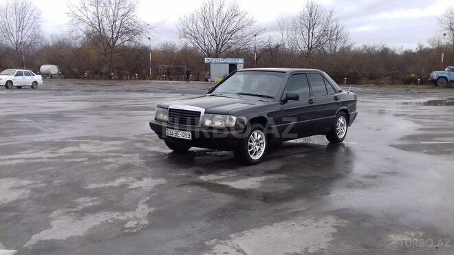 Mercedes 190 1990, 331,000 km - 1.8 l - Zaqatala