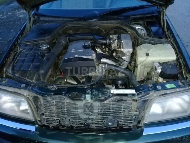 Mercedes C 180 1995, 400,000 km - 1.8 l - Qax