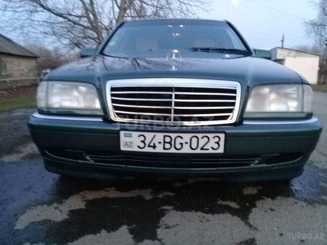 Mercedes C 180 1995, 400,000 km - 1.8 l - Qax