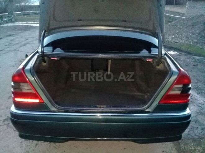 Mercedes C 180 1995, 400,000 km - 1.8 l - Qax