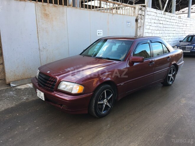 Mercedes C 230 1999, 250,000 km - 2.3 l - Bakı
