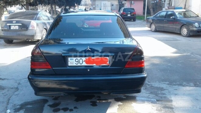 Mercedes C 250 1997, 376,000 km - 2.5 l - Bakı