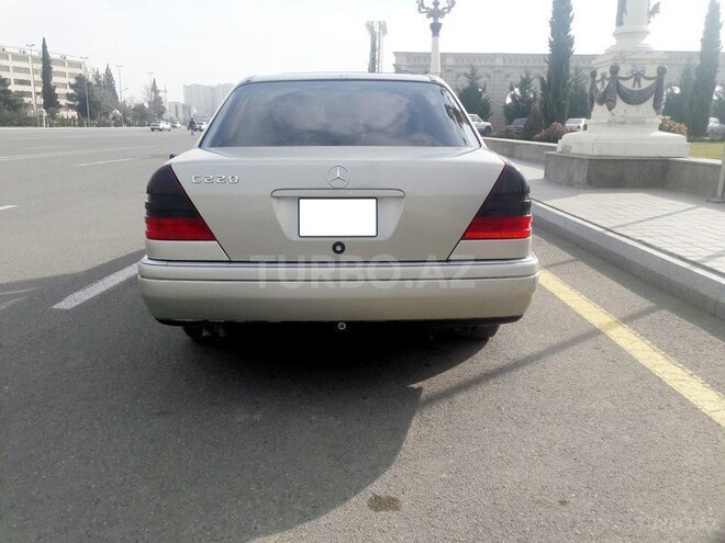 Mercedes C 220 1995, 239,276 km - 2.2 л - Gəncə
