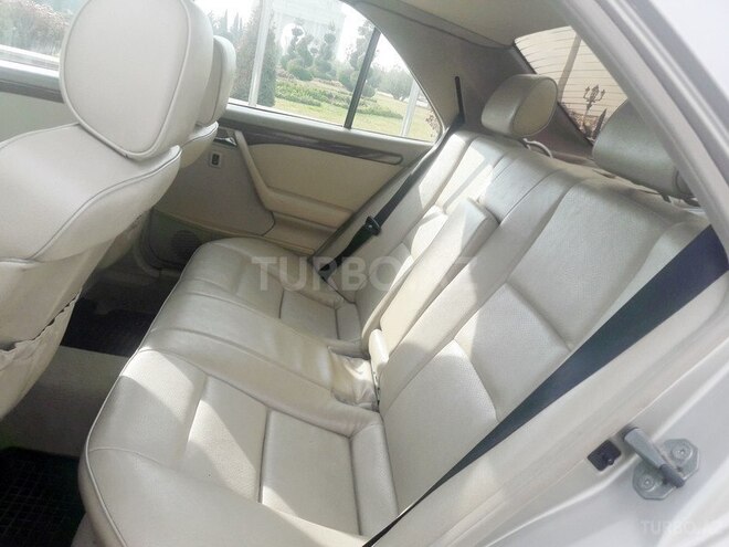 Mercedes C 220 1995, 239,276 km - 2.2 л - Gəncə