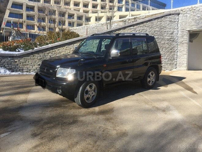 Mitsubishi Pajero io 2001, 162,000 km - 2.0 л - Bakı