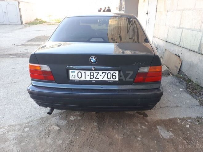 BMW 320 1997, 355,000 km - 1.8 л - Xırdalan